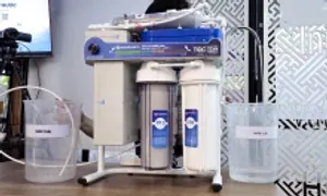 Máy lọc nước 'lai' do kỹ sư Việt chế tạo Máy lọc nước 'lai' do kỹ sư Việt chế tạo