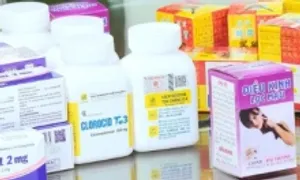 Những đầu nậu tiếp tay hàng giả từ 'phát súng' kẹo Kera