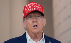 Ông Trump dọa sa thải Thống đốc Fed